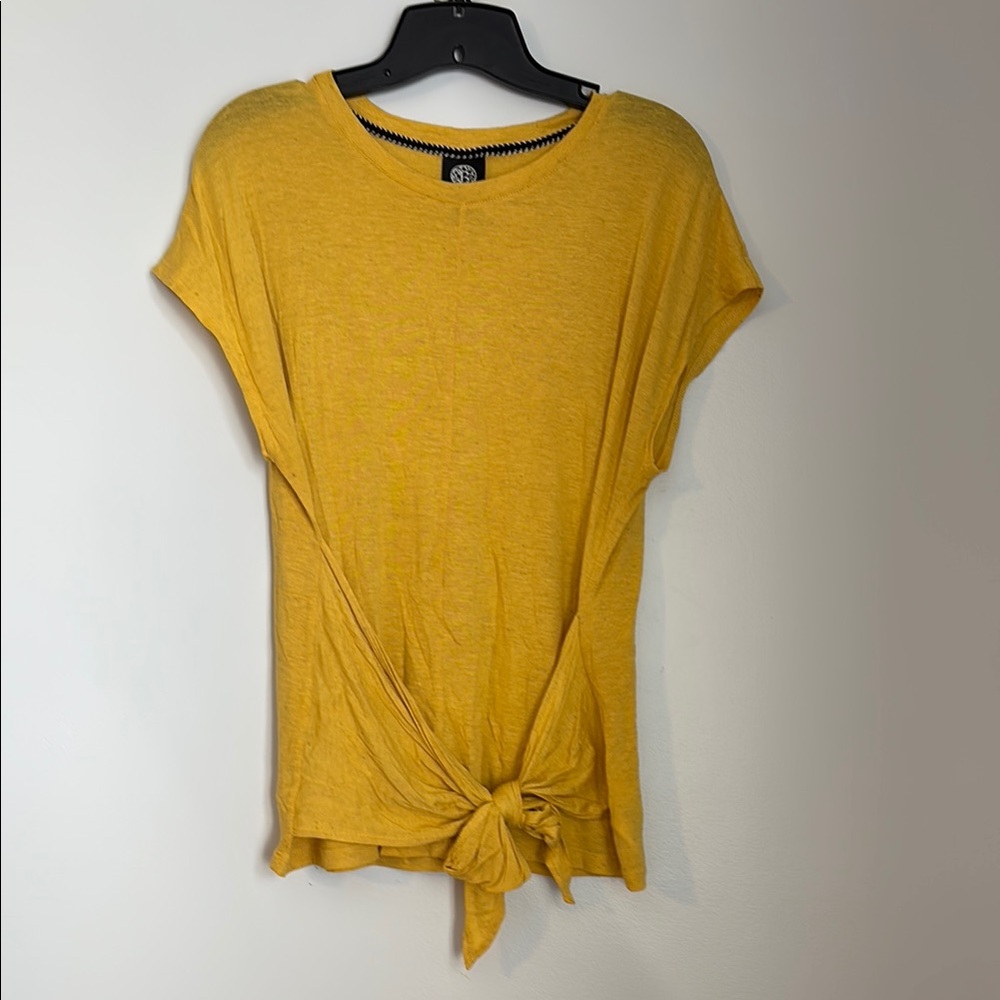 Bobeau Gold Yellow Short Sleeve Tie Front Tee Size Large